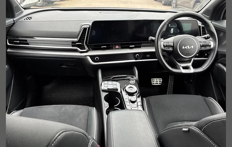 Used Kia Sportage GT-Line 157 HP (115 kW) 2024 Silver SUV