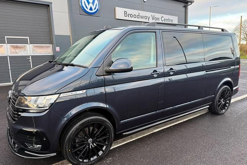 Used VW Caravelle SE 150 HP (110 kW) 2020