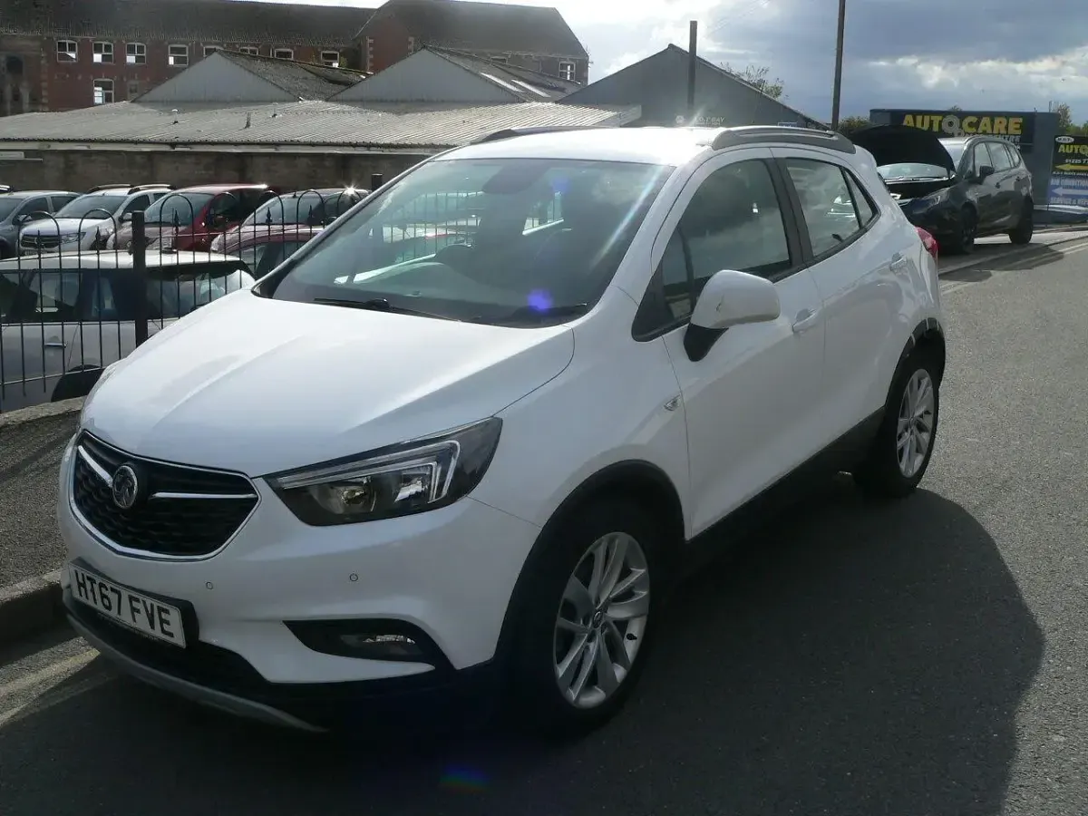 Used Vauxhall Mokka X Active 2018 White SUV