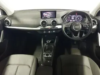 Used Audi Q2 Sport 150 HP (110 kW) 2021 White SUV
