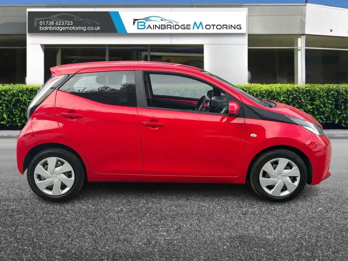 Used Toyota Aygo X-play 2016 Red Hatchback