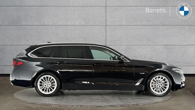 Used BMW 530e Comfort Edition 288 HP (211 kW) 2023 Black Estate