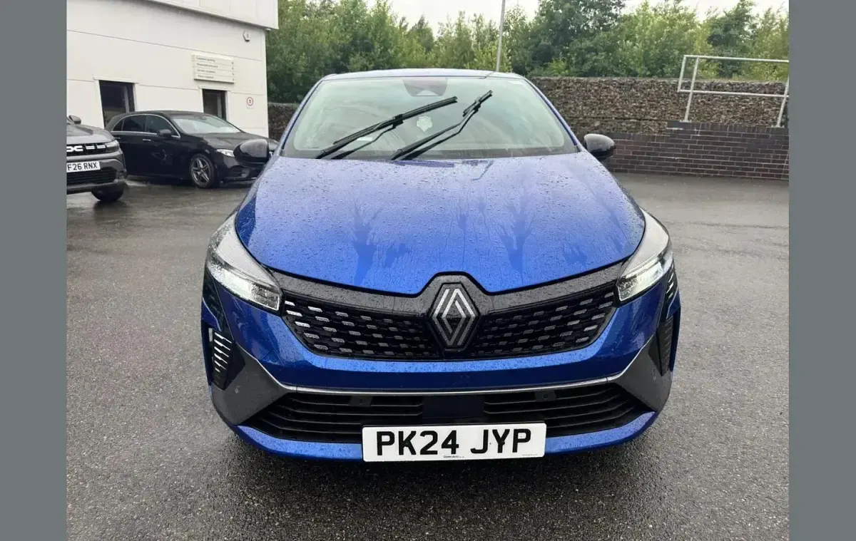 Used Renault Clio V Esprit Alpine 140 HP (102 kW) 2024 Blue Hatchback