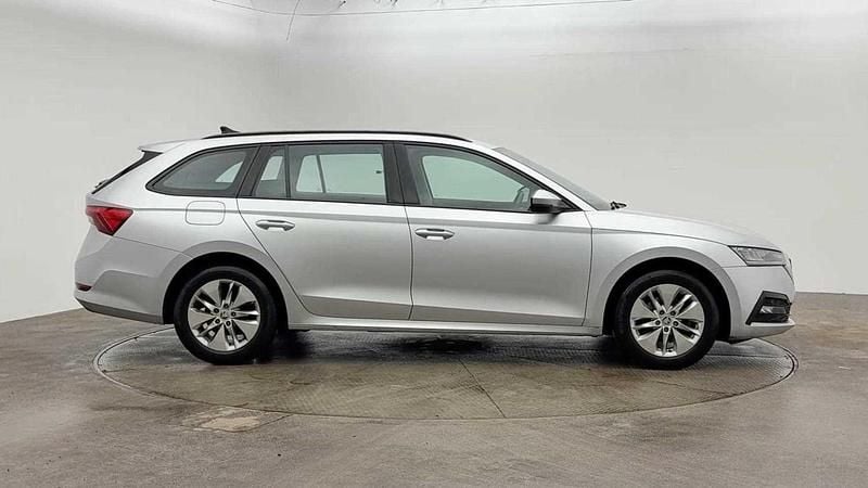 Used Skoda Octavia SE Technology 150 HP (110 kW) 2023 Silver Estate
