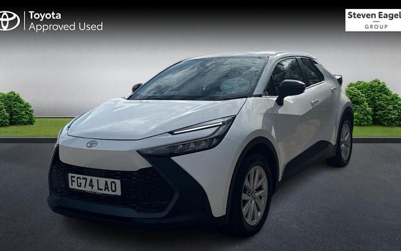 Usado Toyota C-HR 140 HP (102 kW) 2026 SUV