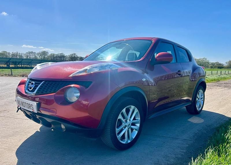 Usado Nissan Juke Acenta 2012 Rojo SUV