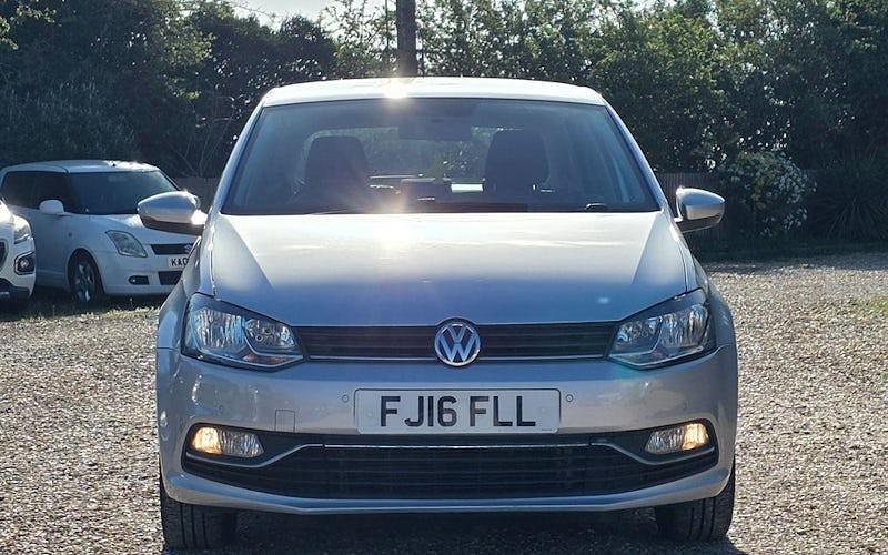Begagnad VW Polo S 60 HK (44 kW) 2017 Silver Halvkombi