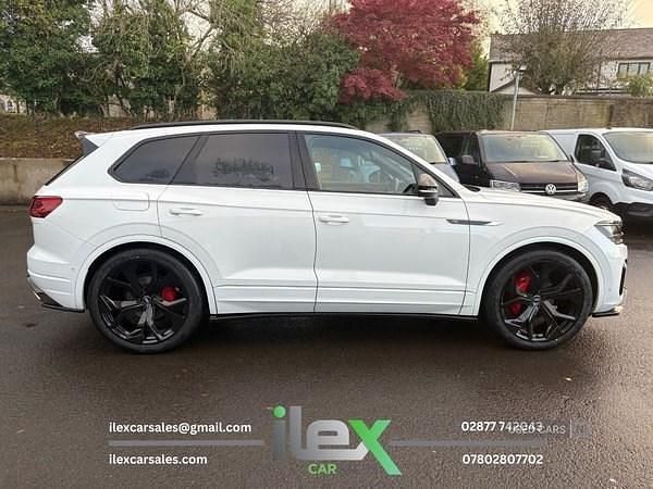 Used VW Touareg Black Edition 286 HP (210 kW) 2023 White SUV