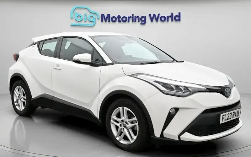Used Toyota C-HR 122 HP (89 kW) 2023 SUV
