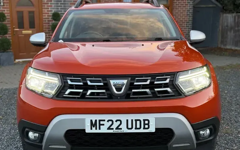 Used Dacia Duster Prestige 101 HP (74 kW) 2022 Orange SUV