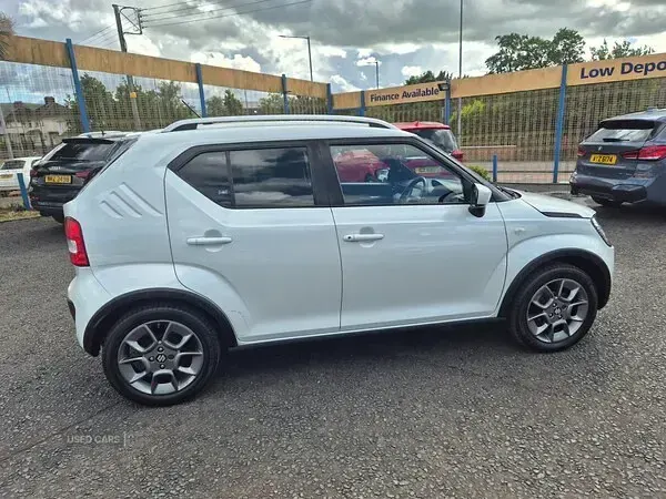 Used Suzuki Ignis SZ-T 90 HP (66 kW) 2017 White SUV