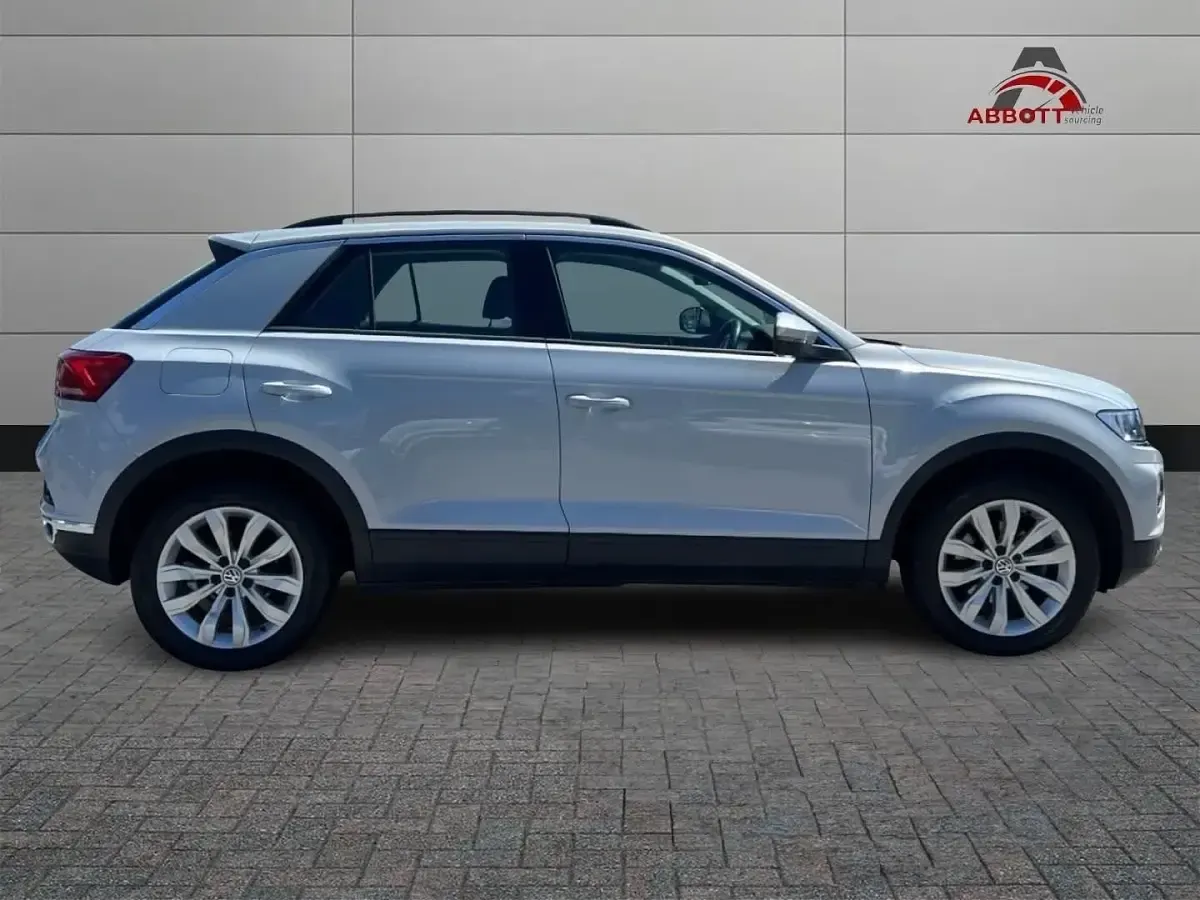 Used VW T-Roc SE 150 HP (110 kW) 2019 Silver SUV