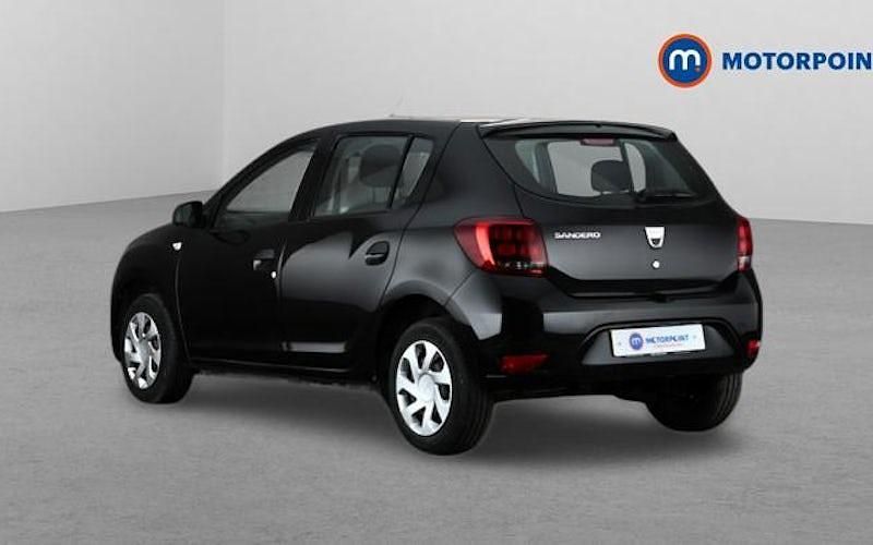 Used Dacia Sandero Ambiance 90 HP (66 kW) 2017 Black Hatchback