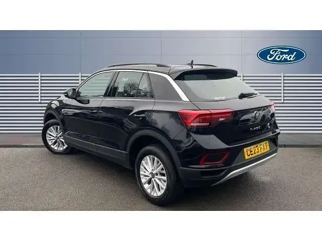 Usado VW T-Roc Life 150 CV (110 kW) 2023 SUV