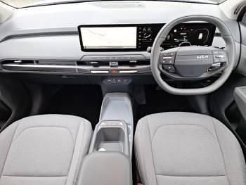 Used Kia EV3 Air 147 kW (201 HP) 2025 Silver SUV