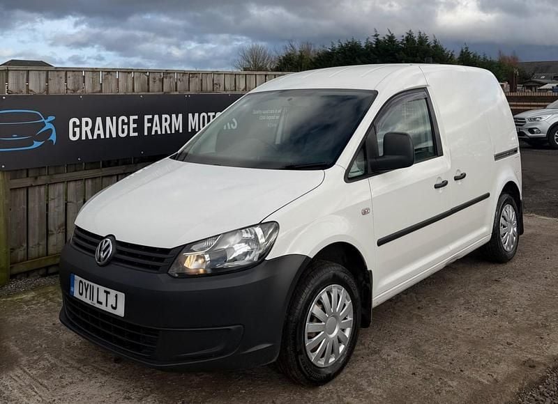 Used VW Caddy 102 HP (75 kW) 2011 White MPV