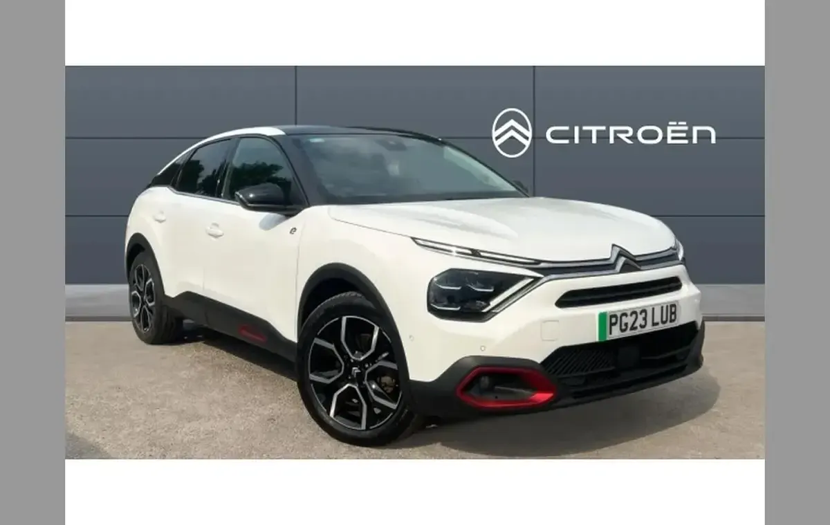 Used Citroën e-C4 Shine 100 kW (136 HP) 2023 Hatchback