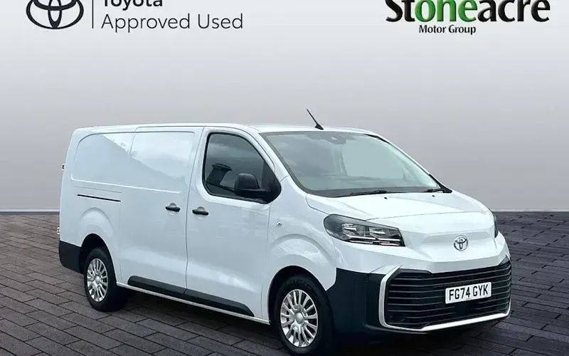 Used Toyota Proace 140 HP (102 kW) 2023 MPV