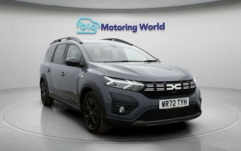 Used Dacia Jogger Extreme 110 HP (80 kW) 2023 Grey MPV