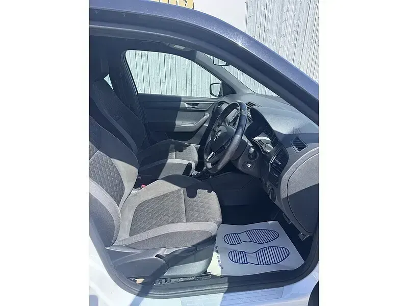 Used Skoda Fabia Monte Carlo 110 HP (80 kW) 2018 White Hatchback