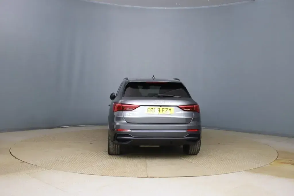 Used Audi Q3 Advanced 150 HP (110 kW) 2019 Grey SUV