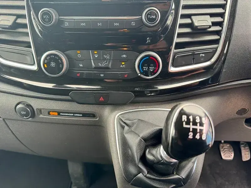 Used Ford Transit Custom Limited 2018 Silver Van