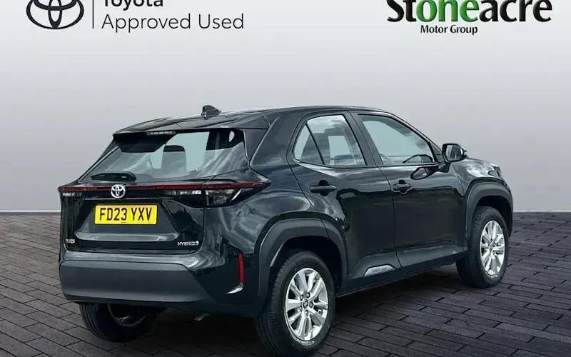 Used Toyota Yaris Hybrid 116 HP (85 kW) 2026 Estate