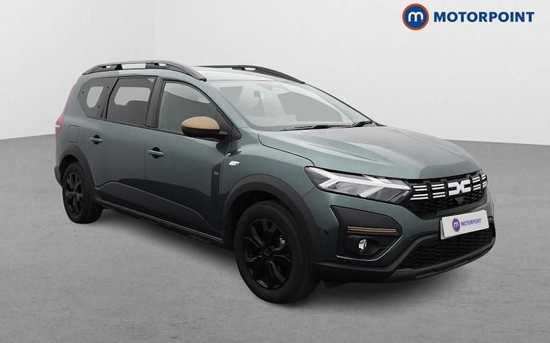 Used 2024 Dacia Jogger Extreme Estate | £21,349 (Fair price) - Image 1/4
