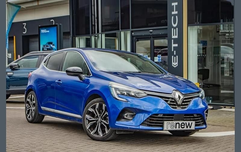 Used Renault Clio V Techno 145 HP (106 kW) 2023 Iron blue  Hatchback