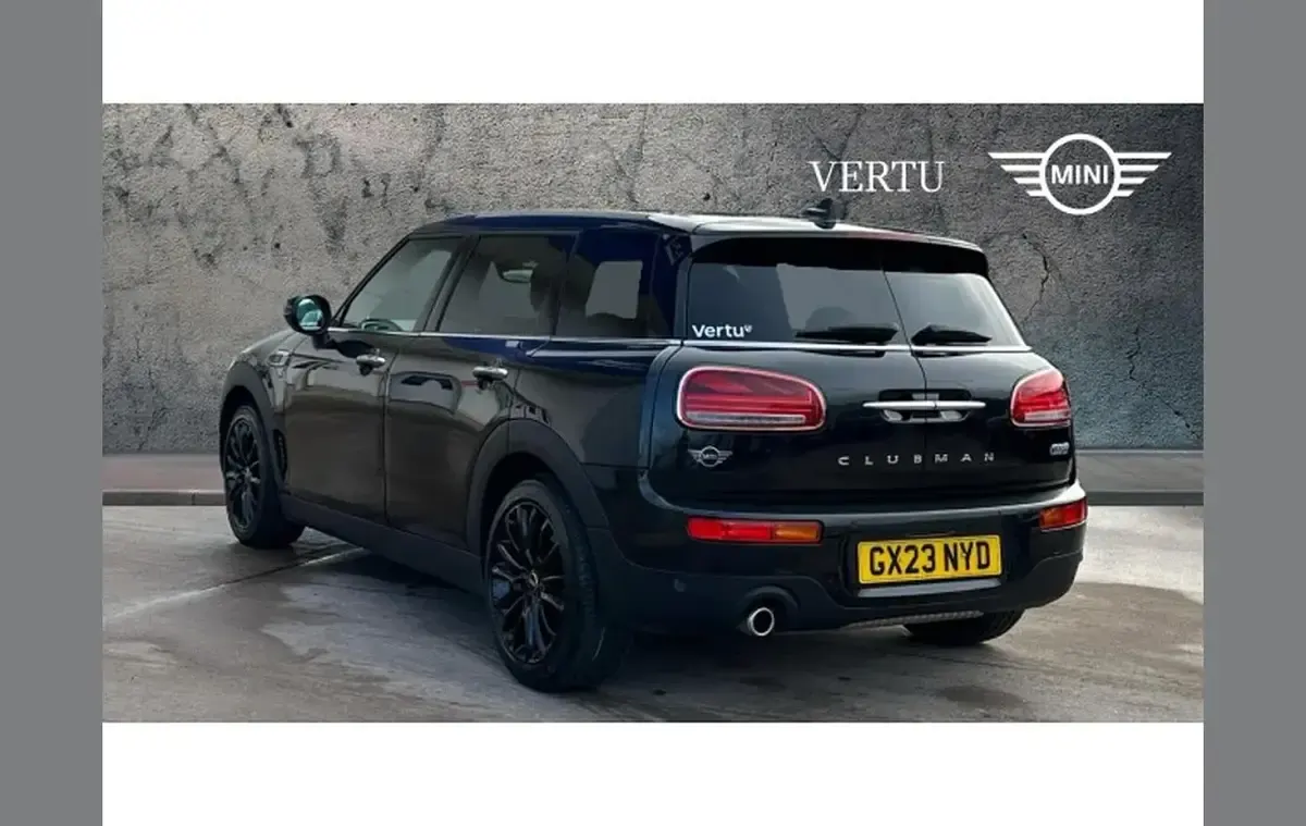 Used Mini Cooper Clubman Classic 136 HP (100 kW) 2022 Black Estate
