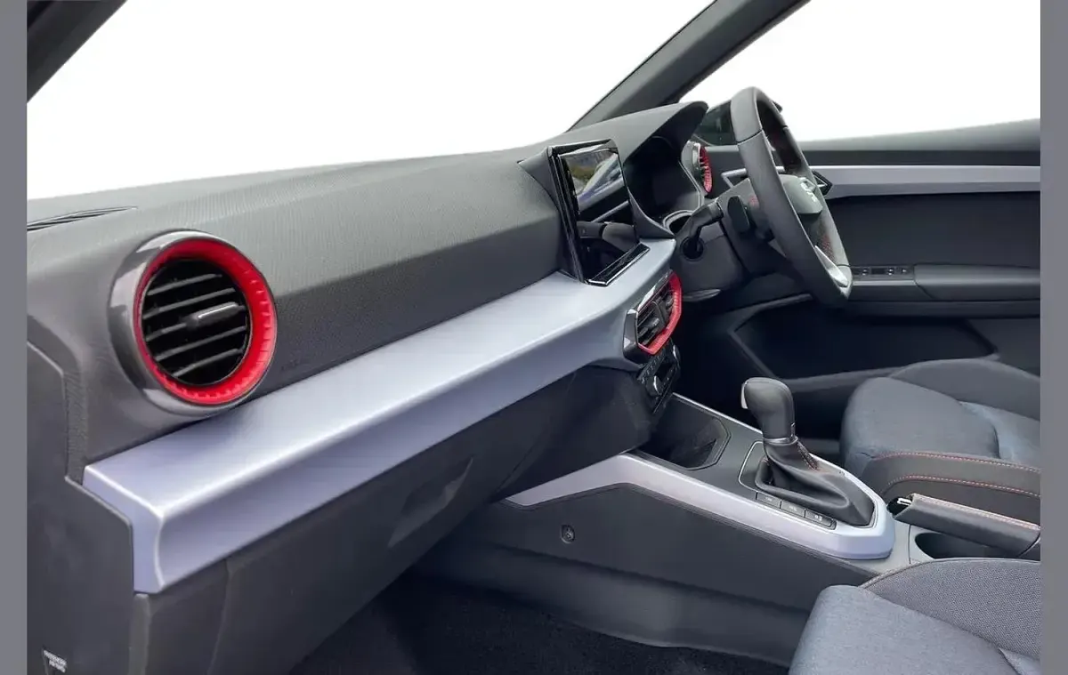Ny Seat Arona FR 115 HK (84 kW) 2026 Svart SUV
