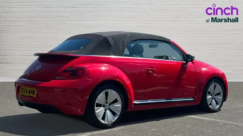 Used VW Beetle Sportline 140 HP (102 kW) 2014 Tornado red black hood Hatchback