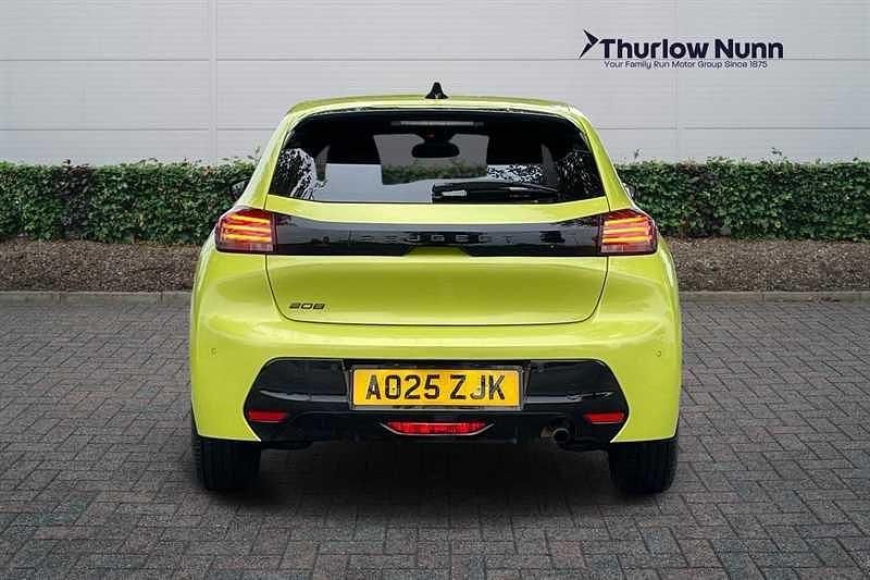Used Peugeot 208 Allure 100 HP (73 kW) 2025 Yellow Hatchback