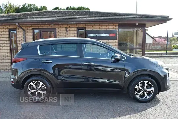 Second-hand Kia Sportage 136 CP (100 kW) 2021 Negru SUV