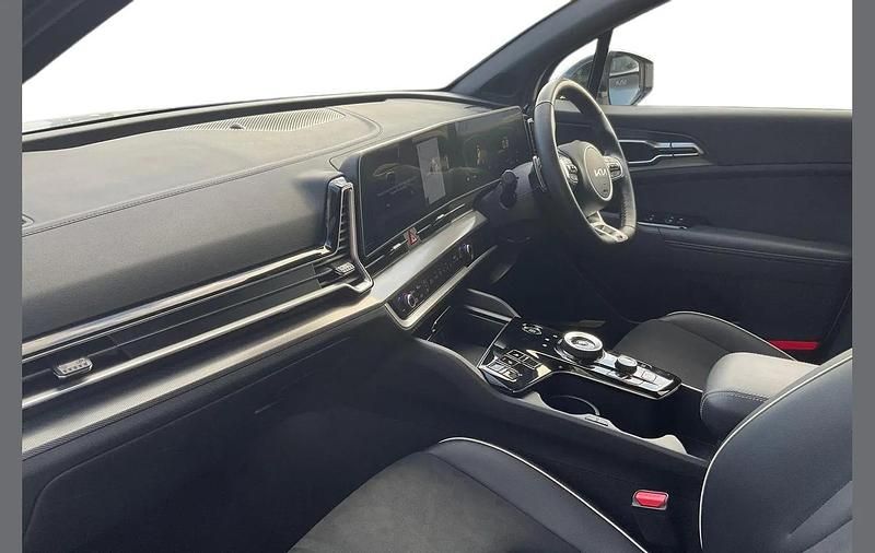 Used Kia Sportage GT-Line 157 HP (115 kW) 2025 White SUV