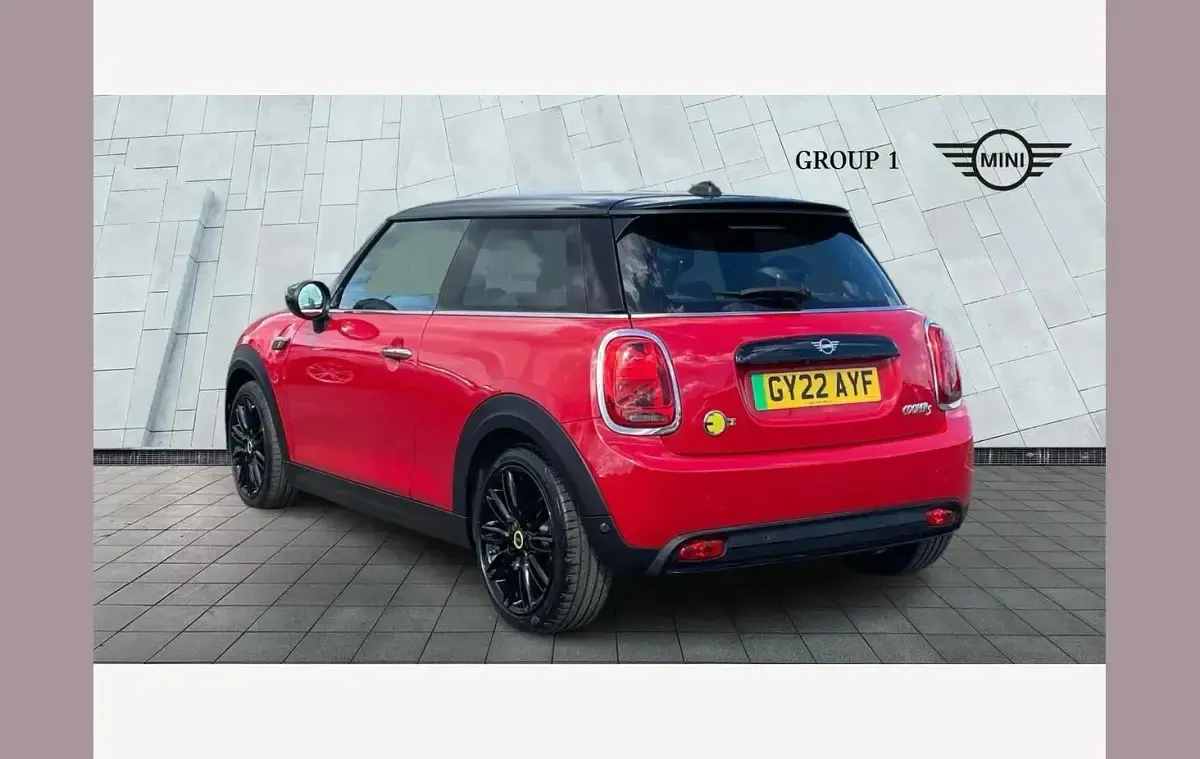 Begagnad Mini Cooper S Level 2 135 kW (184 HK) 2022 Röd Halvkombi