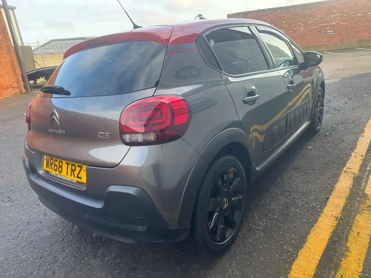 Used Citroën C3 Flair 82 HP (60 kW) 2018 Grey Hatchback