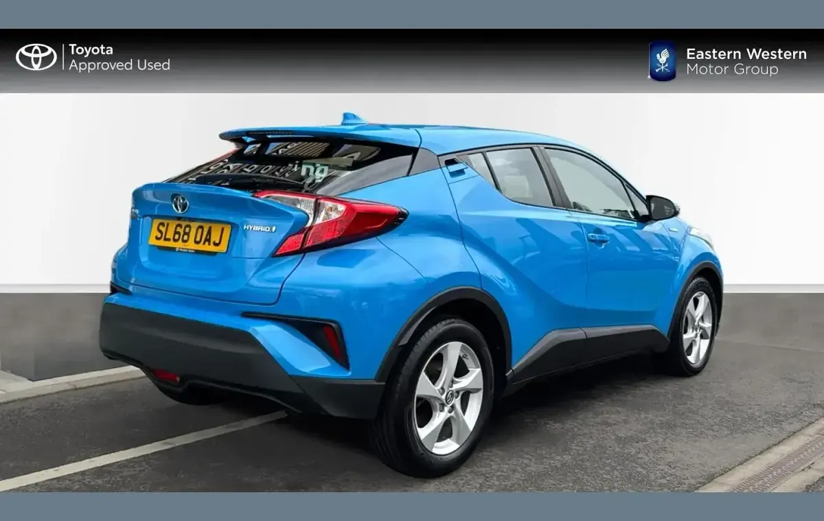 Used Toyota C-HR 122 HP (89 kW) 2018 Blue SUV