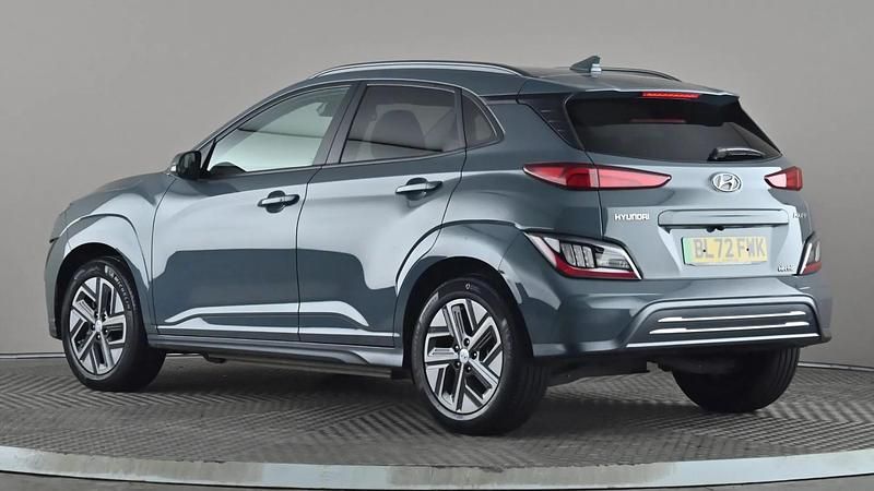 Used Hyundai Kona Premium 100 kW (136 HP) 2023 Green SUV