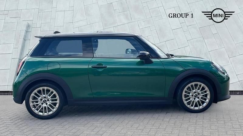 Used Mini Cooper S Hatch 201 HP (147 kW) 2024 Green Hatchback