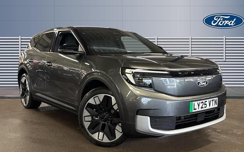 Grey New 2025 Ford Explorer Premium SUV | £42,500 (Fair price) - Image 1/4