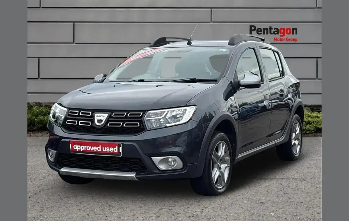 Used Dacia Sandero Comfort 90 HP (66 kW) 2019 Grey Hatchback
