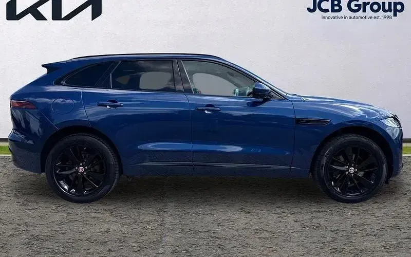 Usado Jaguar F-Pace R-Dynamic 204 HP (150 kW) 2024 SUV