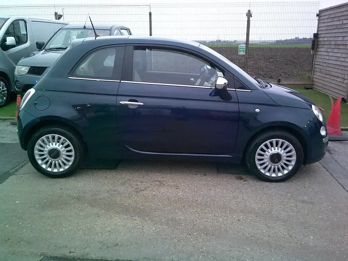 Used Fiat 500 Lounge 69 HP (50 kW) 2013 Blue Hatchback