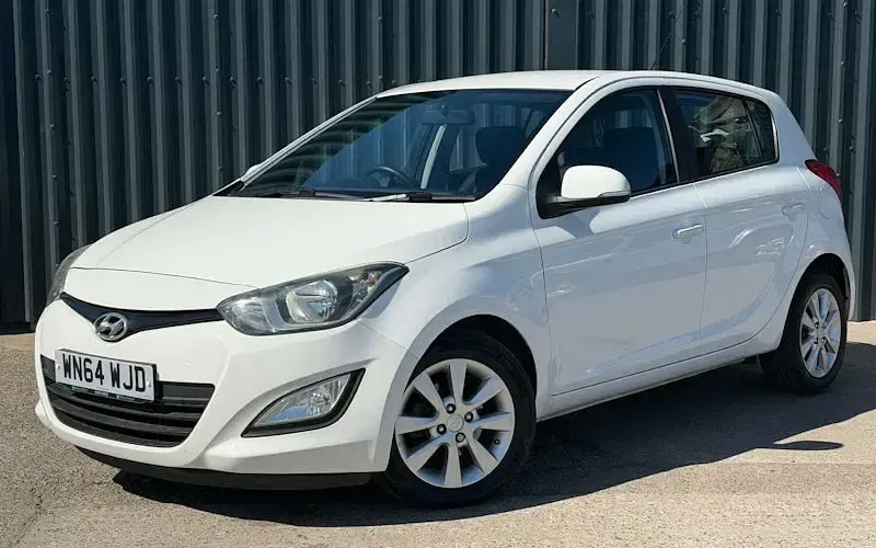 Używany Hyundai i20 Active 84 KM (61 kW) 2014 Biały Hatchback