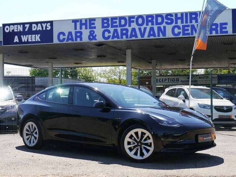 Black Used 2021 Tesla Model 3 Long Range Sedan | £16,495 (Fair price) - Image 1/4