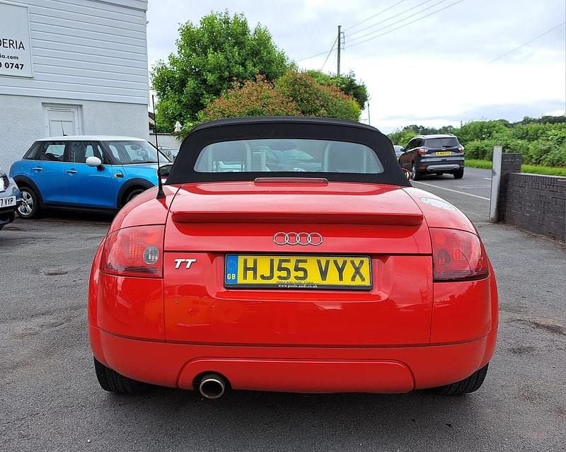 Used Audi TT Roadster 150 HP (110 kW) 2005 Red Cabriolet