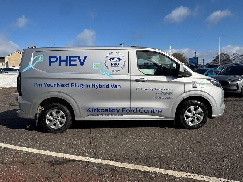 Used Ford Transit Custom Limited 232 HP (170 kW) 2025 Silver Van