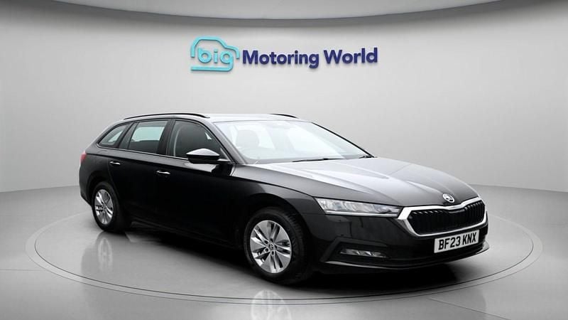Used Skoda Octavia SE Technology 150 HP (110 kW) 2023 Black Estate