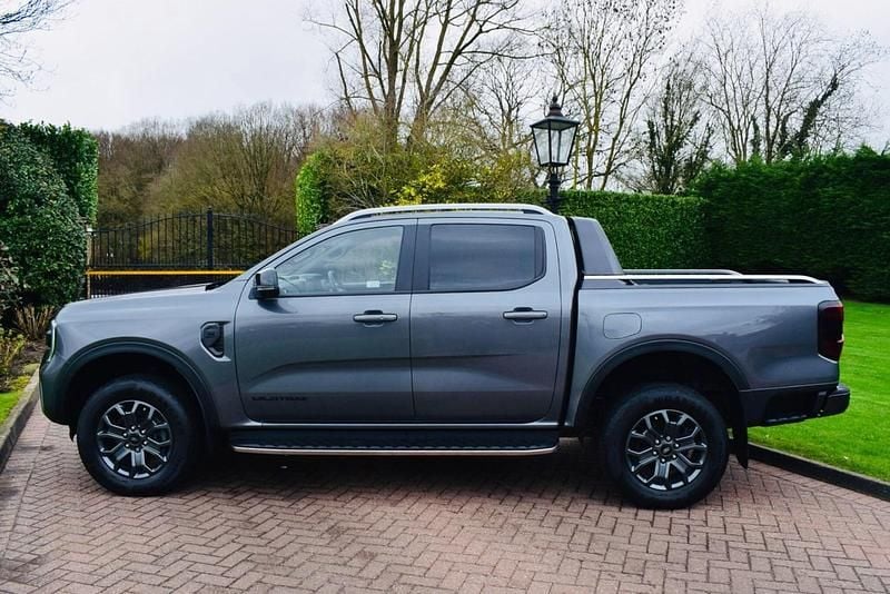 Second-hand Ford Ranger Wildtrack 237 CP (174 kW) 2024 Gri Pickup